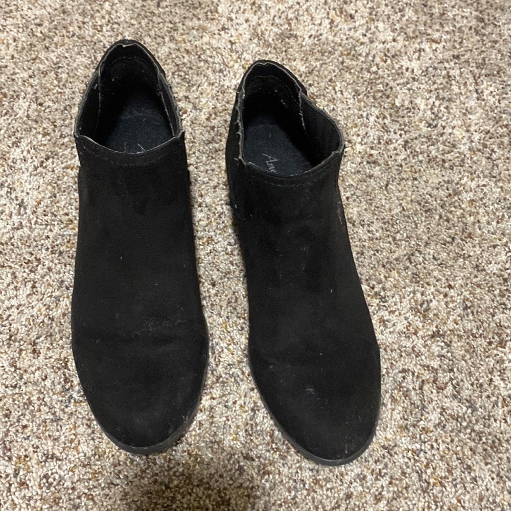 black booties - Picture 2 of 2